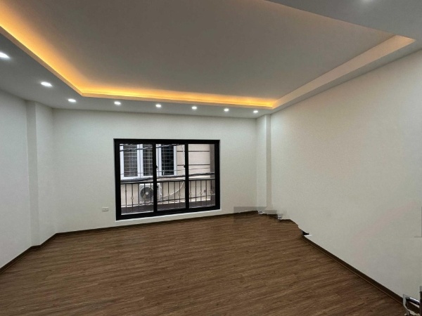 Bán nhà 5 tầng lô góc tại Đường Nguyễn Cơ Thạch, Thị trấn Cầu Diễn, Nam Từ Liêm, Hà Nội